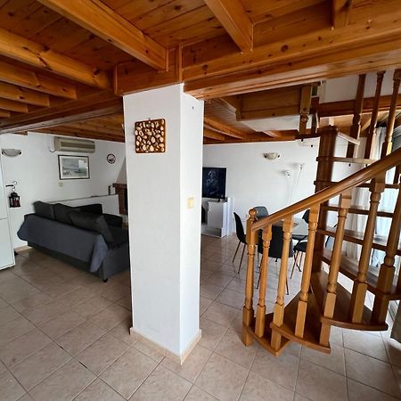 Вилла Casa Di Mare Лоутраки Экстерьер фото
